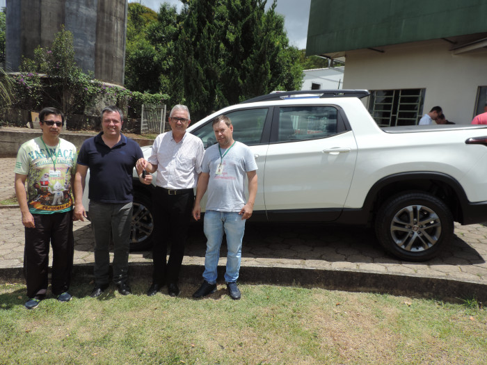 Secretaria Municipal da Saúde recebe Fiat Toro