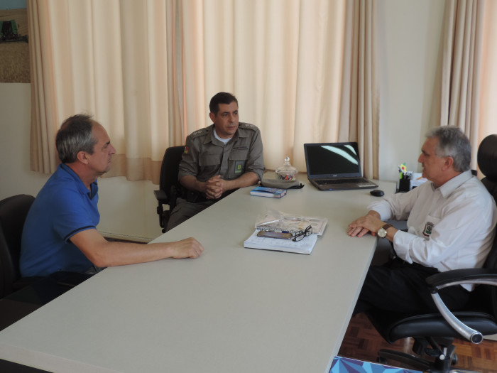 Novo comandante do policiamento ostensivo da BM visita o prefeito