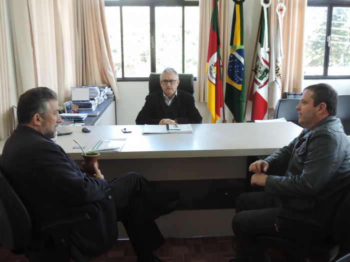 Diretor do HCI vem a Pejuçara apresentar serviço especializado na área da traumatologia