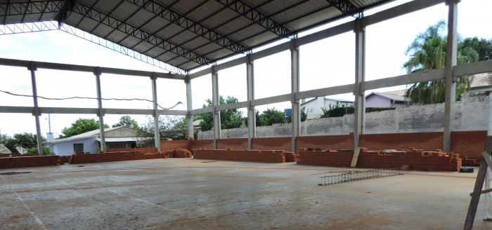 Obra de fechamento do ginásio da EMEF atinge 20% do seu total