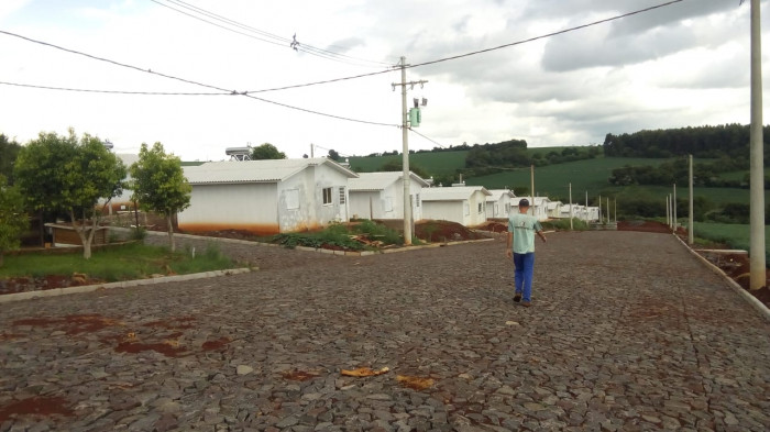 Retomadas as obras no Conjunto Habitacional Caminho das Palmeiras