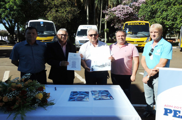 Foto - Administração entrega mais de 3 milhões em investimentos