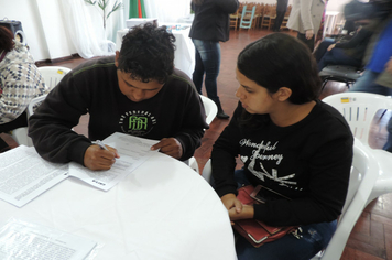 Foto - Ato marca entrega de 34 casas aos beneficiários do loteamento Caminho das Palmeiras