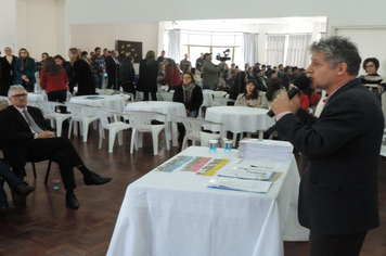 Foto - Ato marca entrega de 34 casas aos beneficiários do loteamento Caminho das Palmeiras