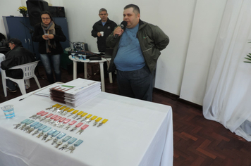 Foto - Ato marca entrega de 34 casas aos beneficiários do loteamento Caminho das Palmeiras