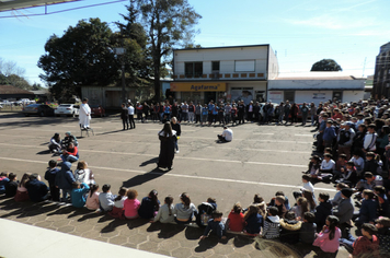 Foto - Ato oficial marca abertura da programação da Semana da Pátria em Pejuçara