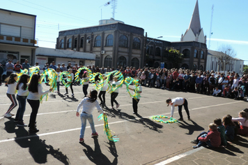 Foto - Ato oficial marca abertura da programação da Semana da Pátria em Pejuçara