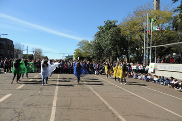 Foto - Ato oficial marca abertura da programação da Semana da Pátria em Pejuçara