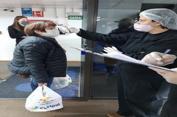 Foto - Barreiras sanitárias são realizadas na chegada à Pejuçara