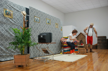 Foto - Celebração à vida e as amizades no almoço dos Idosos de Pejuçara