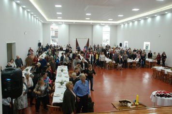 Foto - Celebração à vida e as amizades no almoço dos Idosos de Pejuçara