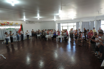 Foto - CRAS reúne idosos para comemorar os aniversários do segundo semestre de 2019