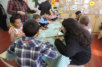 Foto - Crianças ganham festa julina no SCFV Criança Esperança