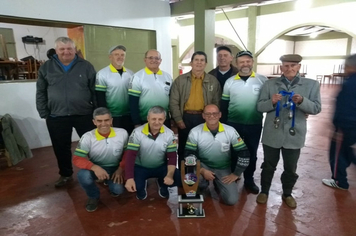 Foto - CRP “A” e Farrapos Vista Alegre conquistam o título do Campeonato de bocha de “2018”.