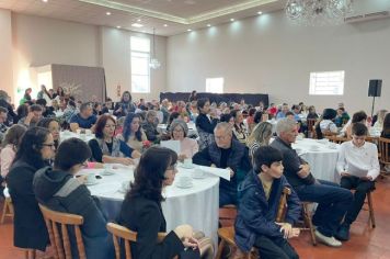 Foto - Lançamento Livro Vidas que Inspiram