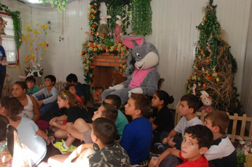 Foto - ESCOLAS NA SEMANA SANTA