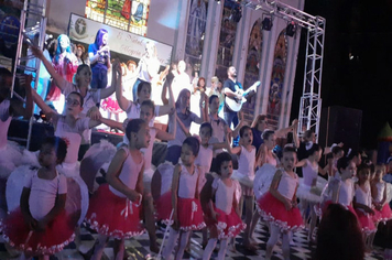 Foto - Espetáculo de Natal do Cepib encanta em Cruz Alta