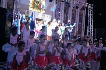 Foto - Espetáculo de Natal do Cepib encanta em Cruz Alta