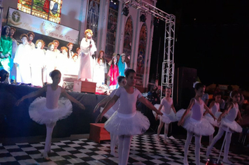 Foto - Espetáculo de Natal do Cepib encanta em Cruz Alta