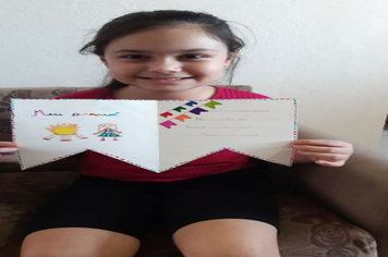 Foto - Festa caipira de São João foi em casa, mas não faltou diversão