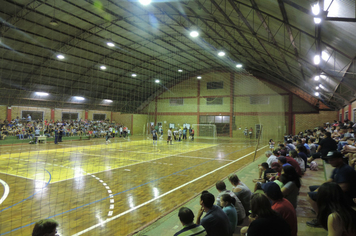 Foto - Finais do Futsal movimentam público desportivo de Pejuçara