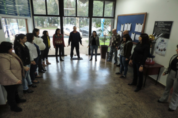 Foto - Ginástica laboral movimenta setores municipais em Pejuçara