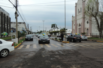 Foto - Homenagem a Pátria em Drive Thru Cívica tem boa participação