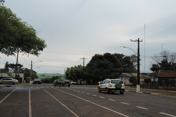 Foto - Homenagem a Pátria em Drive Thru Cívica tem boa participação