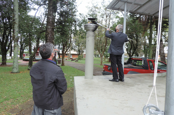 Foto - Homenagem a Pátria em Drive Thru Cívica tem boa participação