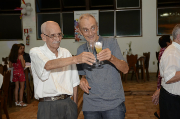Foto - Idosos de Pejuçara confraternizam e celebram o réveillon