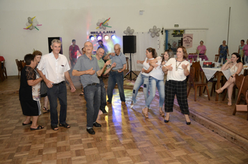 Foto - Idosos de Pejuçara confraternizam e celebram o réveillon