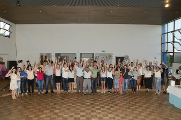Foto - Idosos de Pejuçara confraternizam e celebram o réveillon
