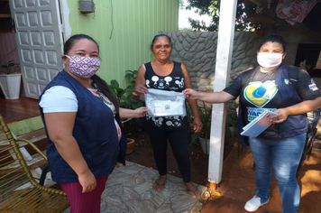 Foto - Máscaras entregues: População elogia iniciativa da Administração Municipal