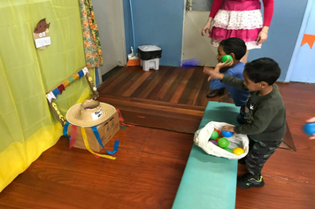 Foto - Muita festança no arraiá da EMEI Maria Schuster