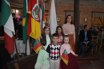 Foto - Noite Farroupilha movimenta comunidade escolar da EMEF Pejuçara