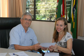Foto - NOVOS SERVIDORES EMPOSSADOS EM FEVEREIRO
