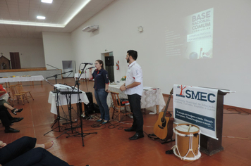 Foto - Palestra, Conhecimentos práticos da BNCC por meio da música abre Ano Letivo