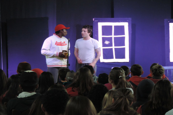 Foto - Parceria entre Administração Municipal e Sesc leva conhecimento aos alunos da rede pública