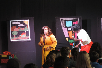 Foto - Parceria entre Administração Municipal e Sesc leva conhecimento aos alunos da rede pública