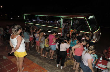 Foto - Passeios noturnos do Dindinho divertem comunidade pejuçarense