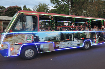 Foto - Passeios noturnos do Dindinho divertem comunidade pejuçarense