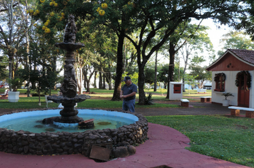 Foto - Passeios noturnos do Dindinho divertem comunidade pejuçarense