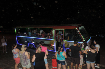 Foto - Passeios noturnos do Dindinho divertem comunidade pejuçarense
