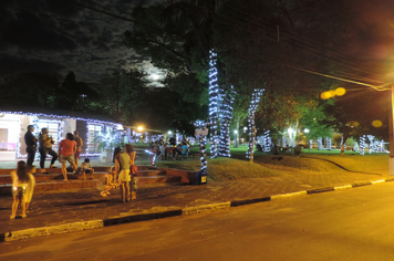 Foto - Passeios noturnos do Dindinho divertem comunidade pejuçarense