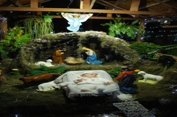 Foto - Pejuçara renova seus laços de fraternidade na abertura do Natal Iluminado