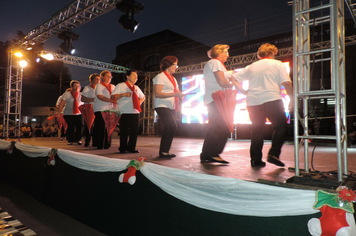 Foto - Pejuçara renova seus laços de fraternidade na abertura do Natal Iluminado