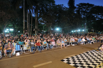 Foto - Pejuçara renova seus laços de fraternidade na abertura do Natal Iluminado