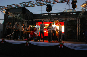 Foto - Pejuçara renova seus laços de fraternidade na abertura do Natal Iluminado