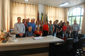 Foto - Posto de Identificação de Pejuçara é inaugurado na prefeitura