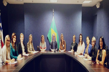 Foto - Primeira Dama integra comitiva que se reuniu com a Ministra da Mulher